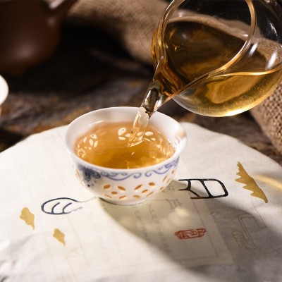 溢庆源 普洱茶 357克月光白茶 大芽批发 7饼图4