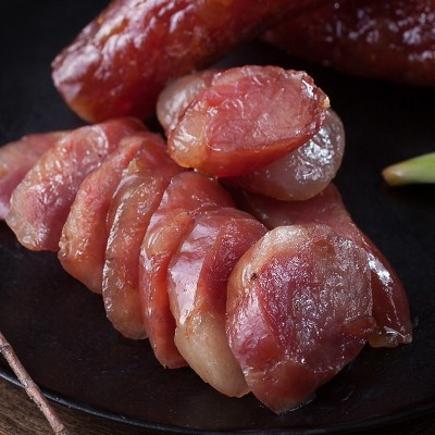 四川农家麻辣香肠咸口特产真空厂家川味腊肠肉500g腌腊广味香肠图3