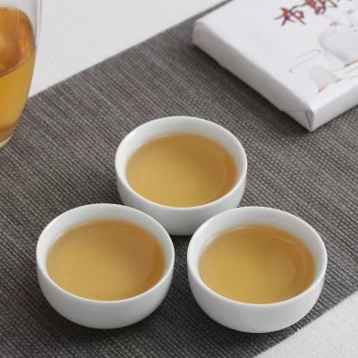 批发云南普洱 2019年大树生茶 布朗春尖200g 经典普洱生普茶砖图3