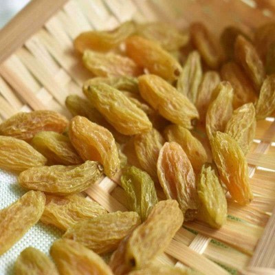 新疆葡萄干20斤箱无籽散装蛋糕冷饮零食批烘焙用新货黄绿葡萄干图4