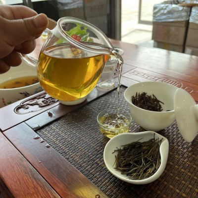 厂家直发批发云南凤庆滇红茶经典58松针理条古树滇红茶云南滇红茶图3