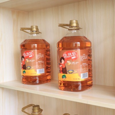 馋媳妇桶装压榨花生油 5L批发一级浓香花生油 炒菜家庭食用油图4