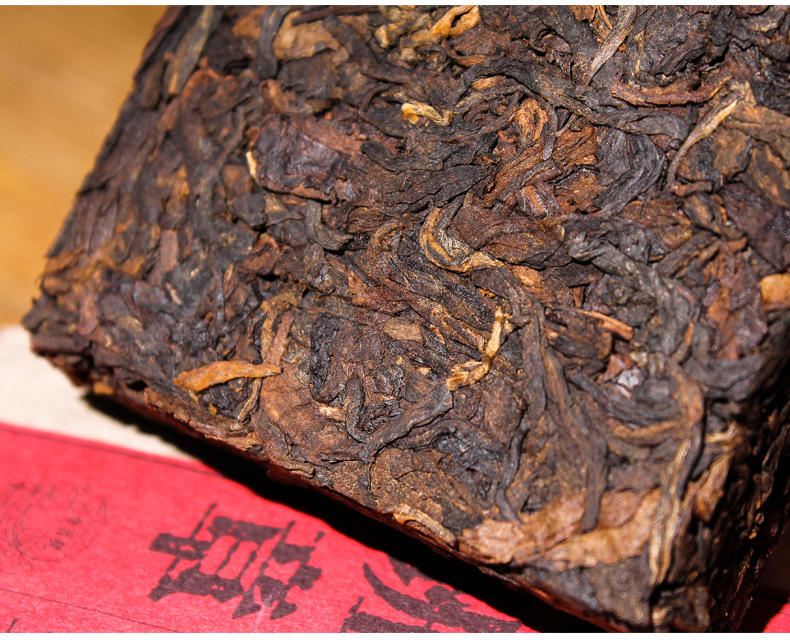 老班章古树熟茶砖250g_14.jpg