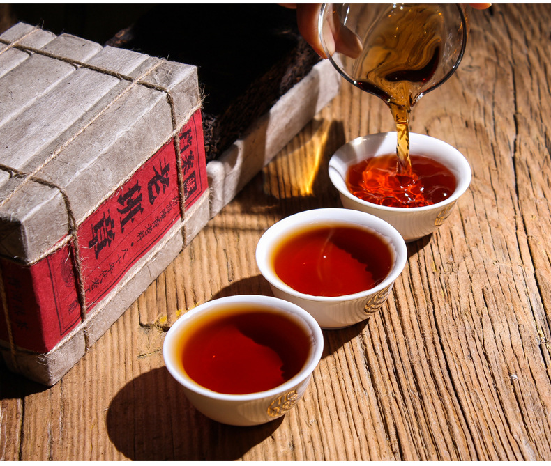 老班章古树熟茶砖250g_26.jpg