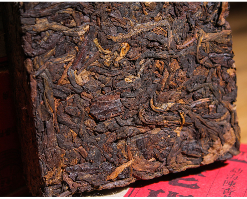 老班章古树熟茶砖250g_15.jpg