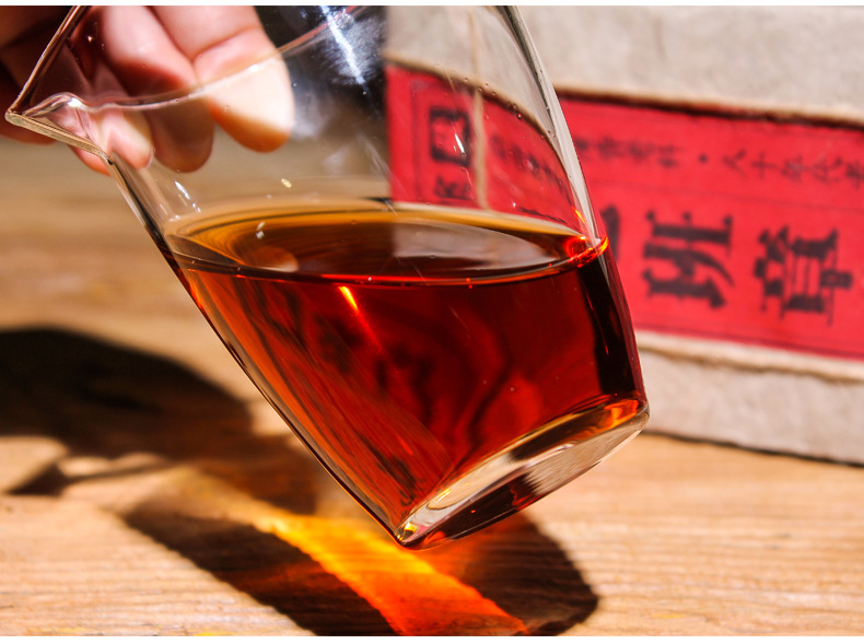 老班章古树熟茶砖250g_25.jpg