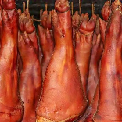 批发农家自制烟熏腊猪蹄整只约3斤腊猪手腊猪脚厂家直销图3