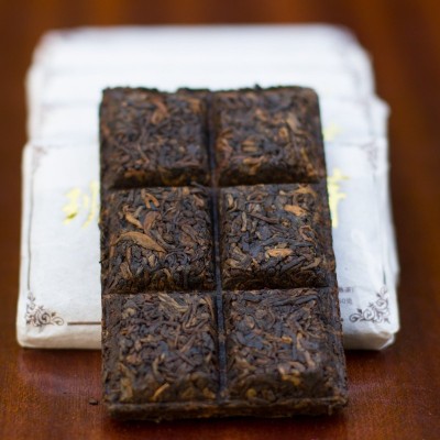 批发 云南普洱茶熟茶砖 春茶 陈年宫廷 班章金芽 迷你 巧克力砖茶图3