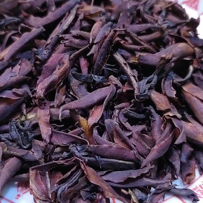 批发 2025早春 大雪山野生芽苞红茶 浓香野韵 紫芽功夫红芽苞图3