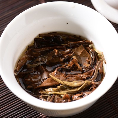 云南白茶批发月光白饼茶月光美人茶叶景谷大白茶七子饼清甜香357g图4