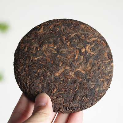 云南普洱茶饼茶 金芽宫廷普洱七子饼圆茶熟饼 宫廷普洱熟茶 100克图3