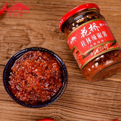 厂家批发花桥牌油香辣味桂林辣椒酱215g瓶装香辣酱下饭菜调味品