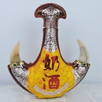 内蒙古特产皮壶酒 蒸馏型奶酒38度500ml羊角皮囊奶酒手工瓶装礼盒图3