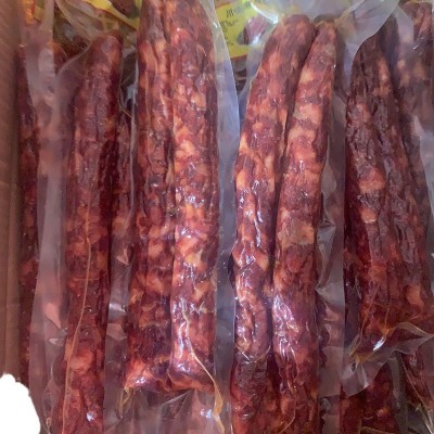 广西熏土肠批发麻辣香肠真空包装 厂家批发农家自制腊肠腊味图4