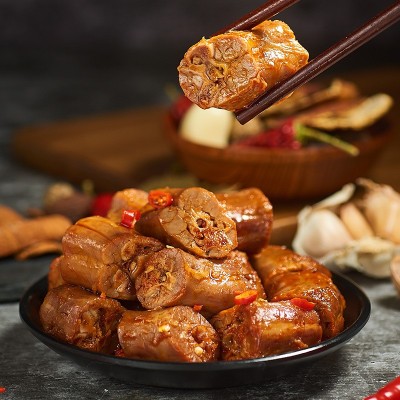 精武麻辣鸭脖450g卤味即食零食鸭脖子厂家休闲肉类网红零食批发图2